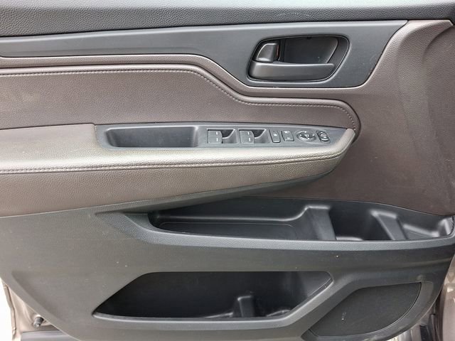 Used 2019 Honda Odyssey EX image 12