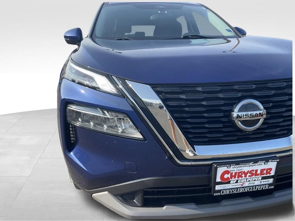Used 2021 Nissan Rogue SV FWD image 19
