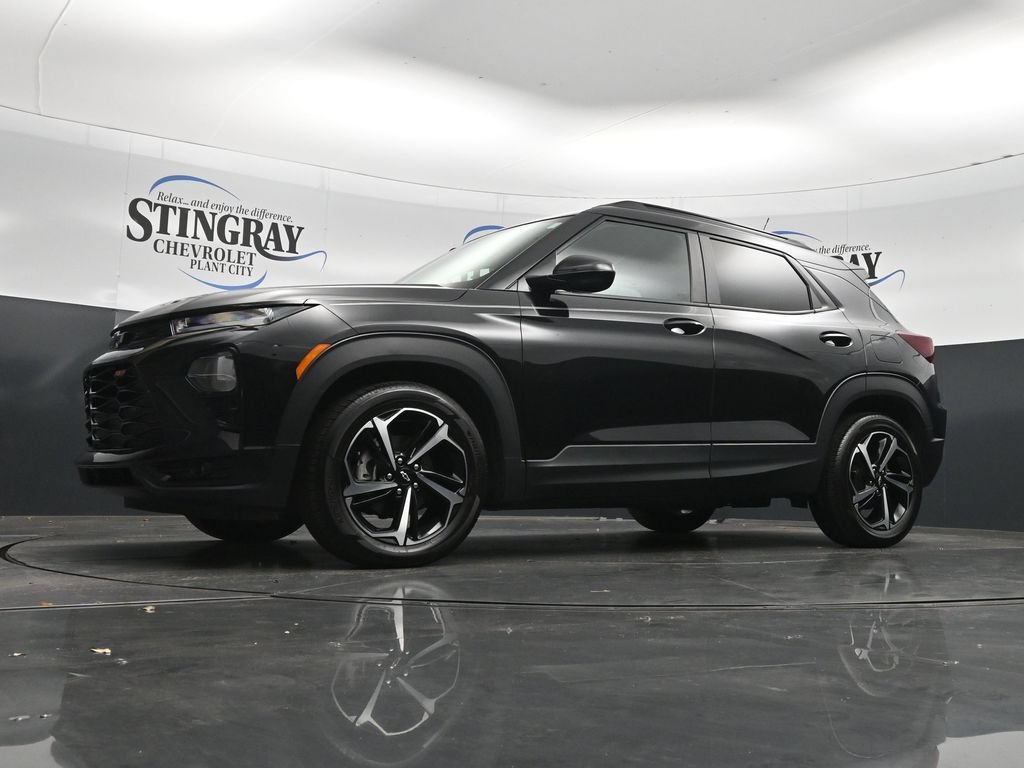 Used 2023 Chevrolet TrailBlazer RS w/ Sun and Liftgate Package FWD image 28