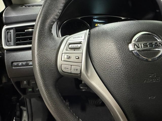 Used 2015 Nissan Rogue SL w/ SL Premium Package AWD/4WD image 17