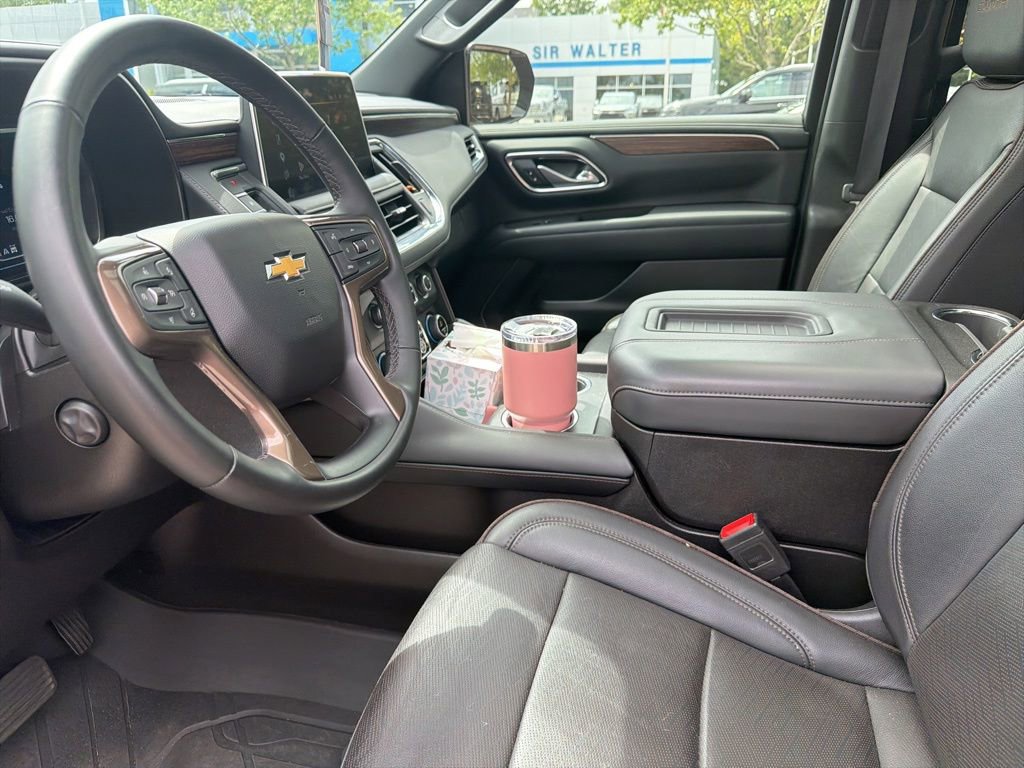 Used 2023 Chevrolet Suburban High Country AWD/4WD image 42