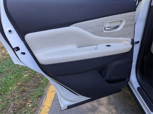 Used 2023 Nissan Murano SV image 22