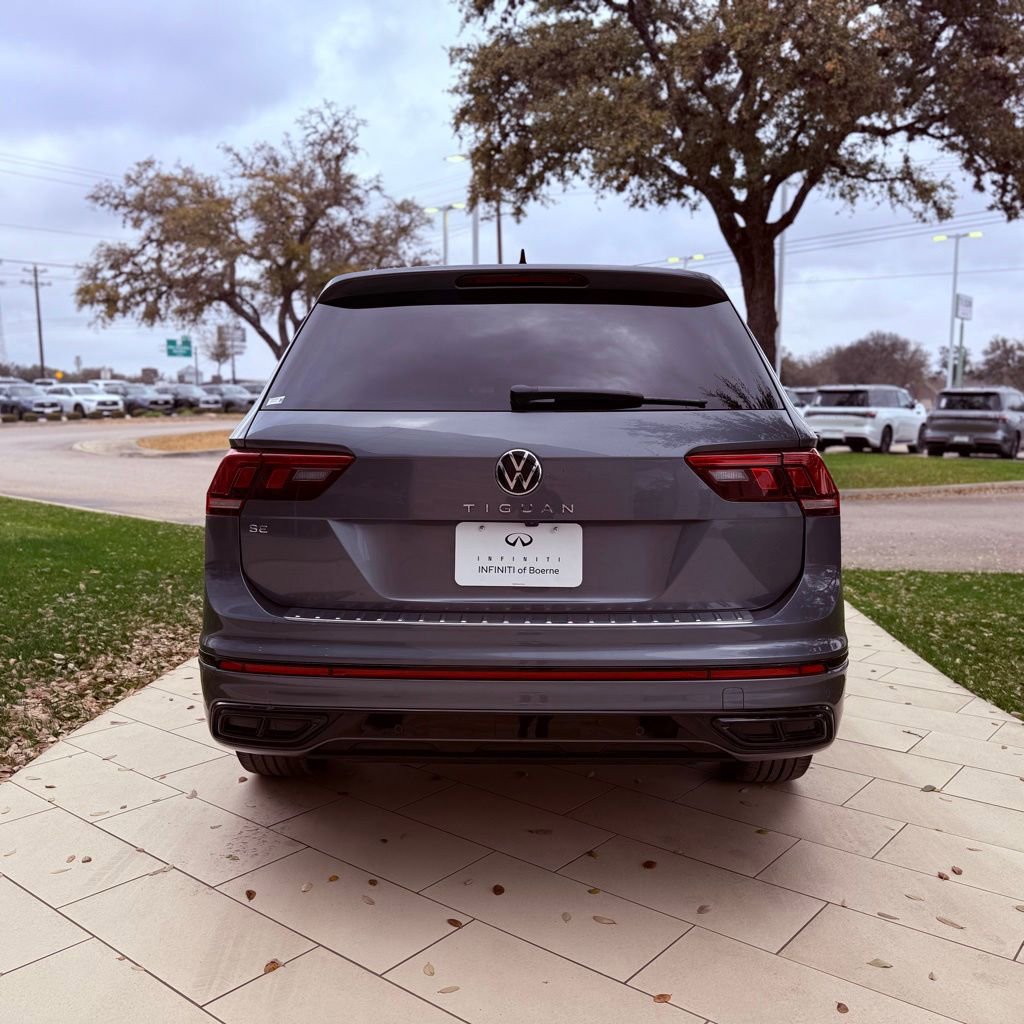 Used 2022 Volkswagen Tiguan SE R-Line image 6
