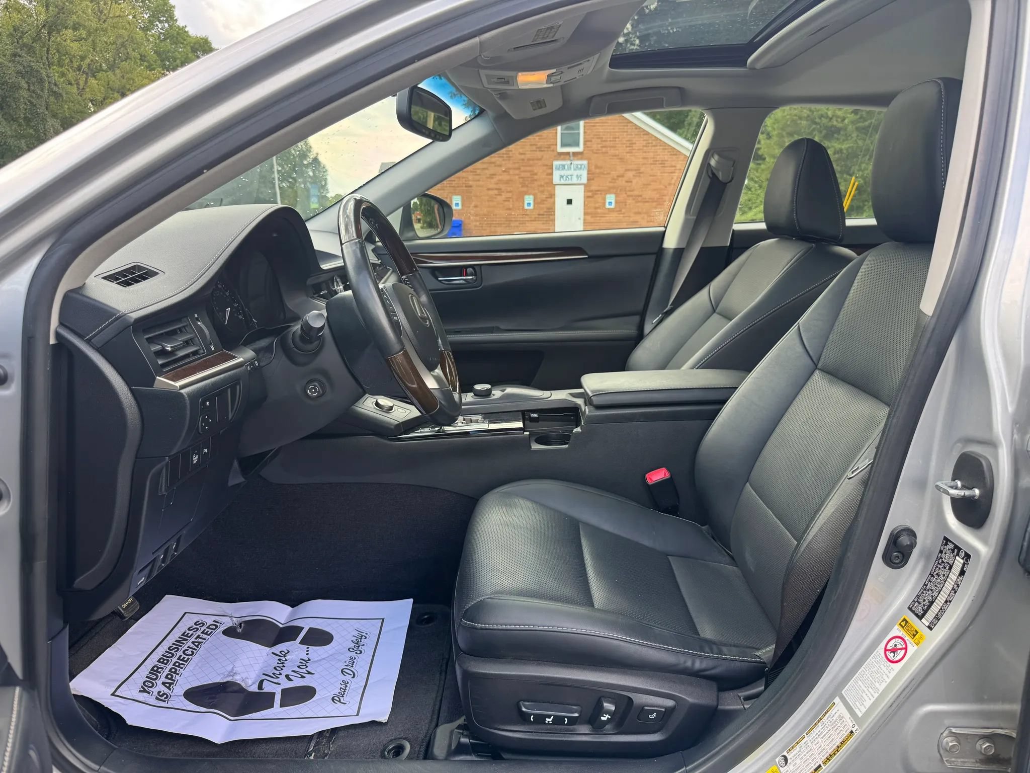 Used 2014 Lexus ES 350 w/ Premium Package FWD image 14