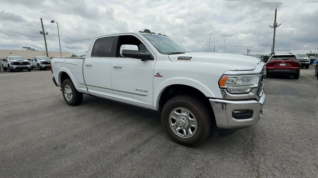Used 2022 RAM 2500 Limited AWD/4WD image 2