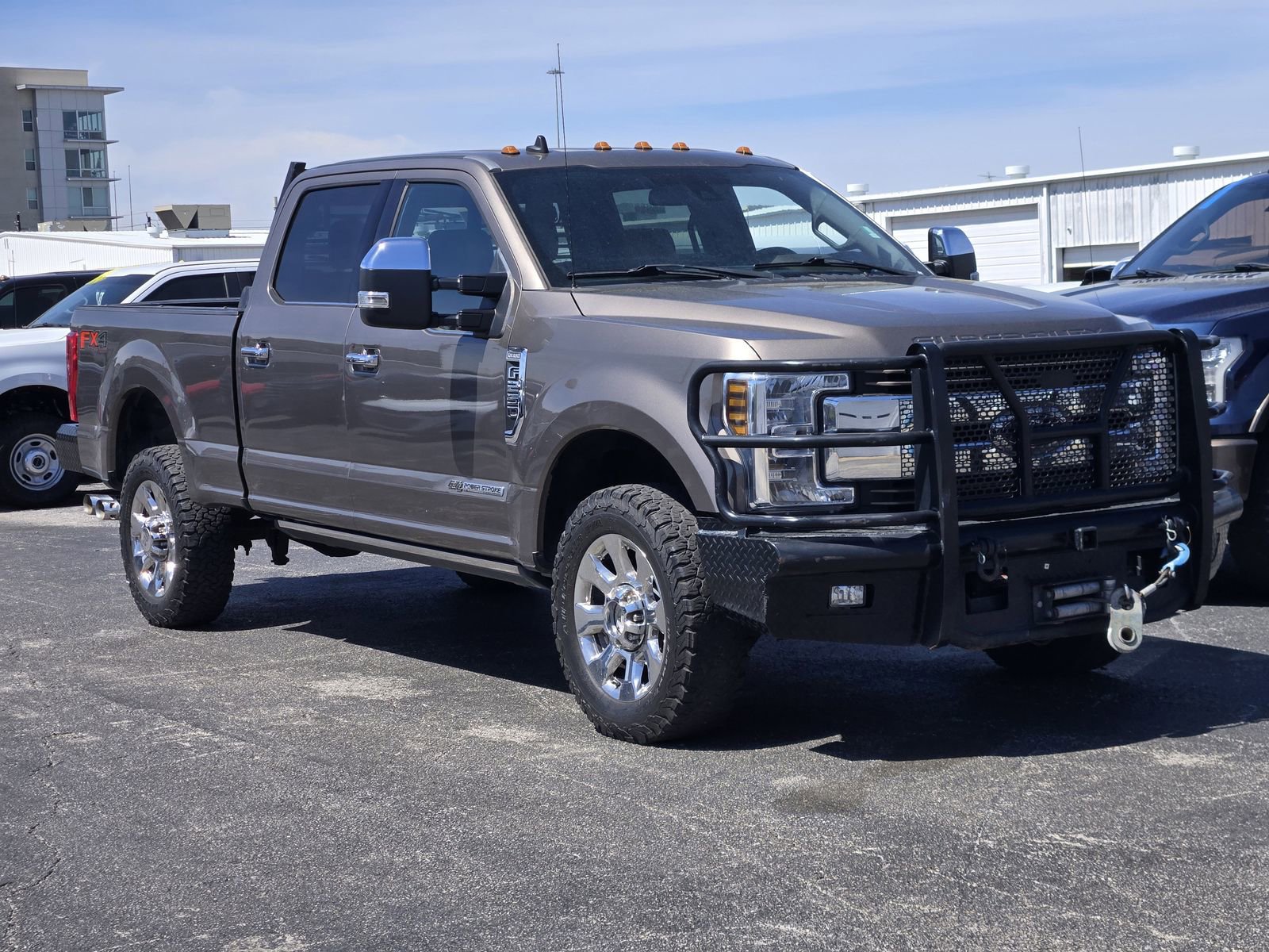 Used 2019 Ford F250 King Ranch image 3