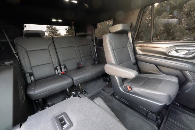 Used 2023 Chevrolet Tahoe Z71 w/ Luxury Package image 28