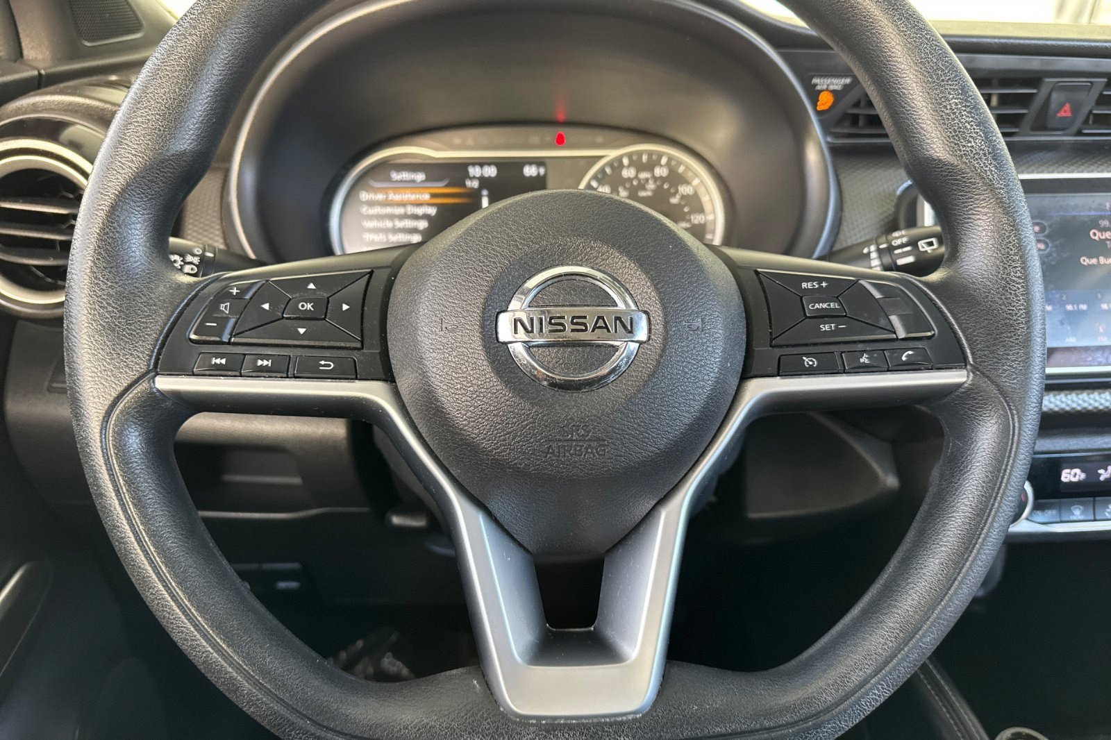 Used 2019 Nissan Kicks SV image 16