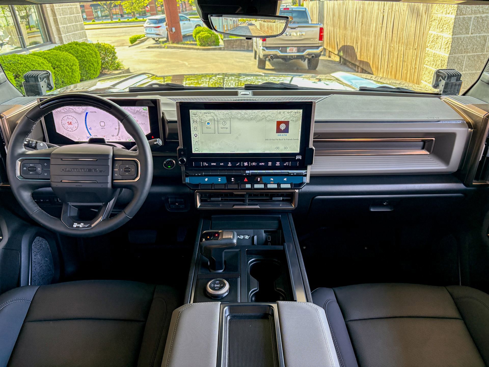 Used 2024 GMC Hummer EV 2X w/ Extreme Off-Road Package AWD/4WD image 2