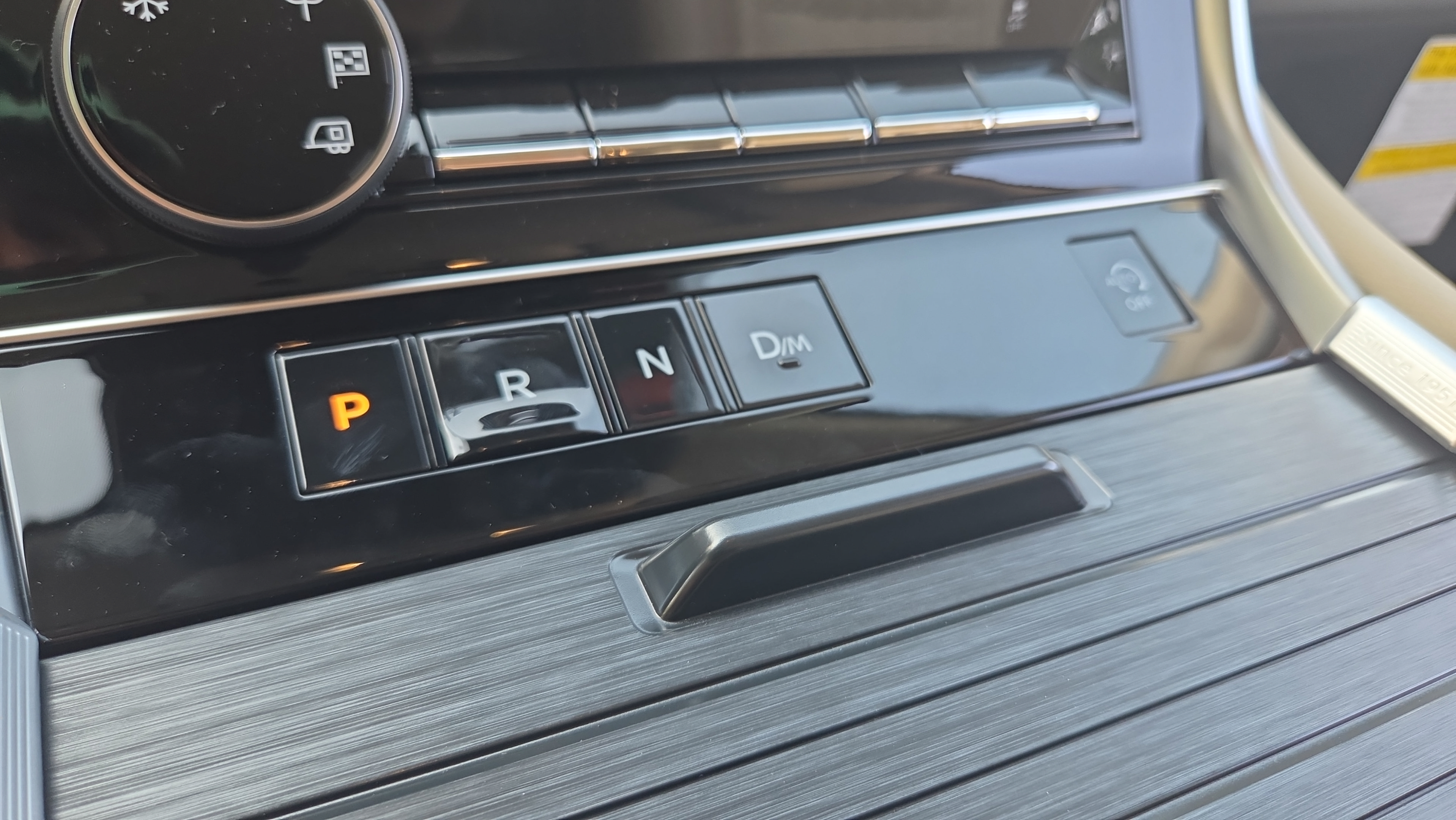 New 2026 Nissan Armada Platinum RWD image 26