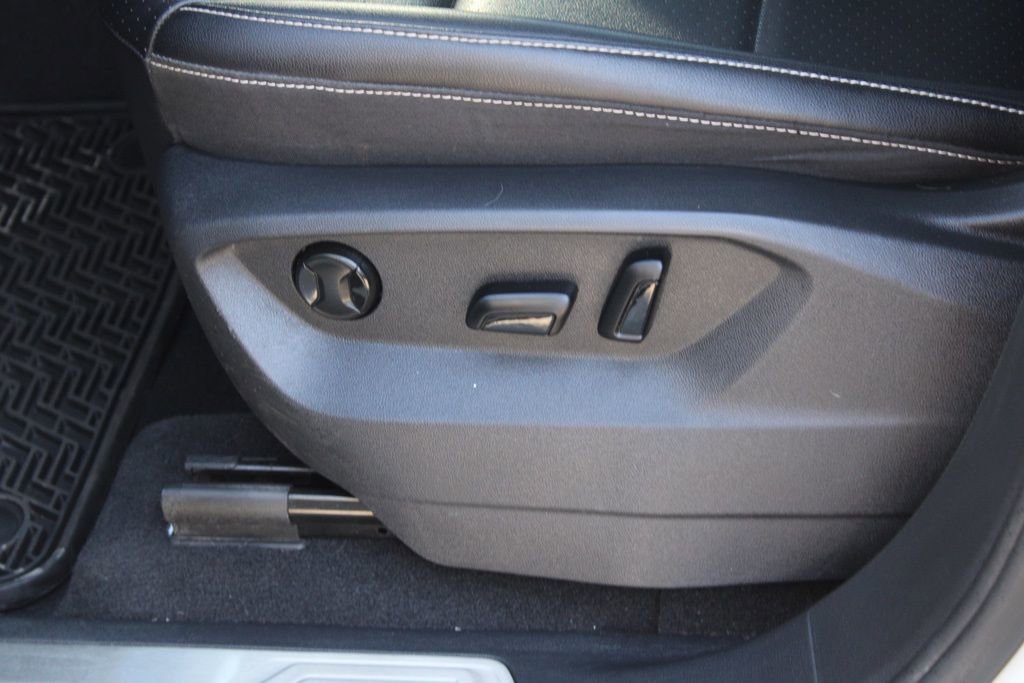 Used 2022 Volkswagen Atlas SE image 16