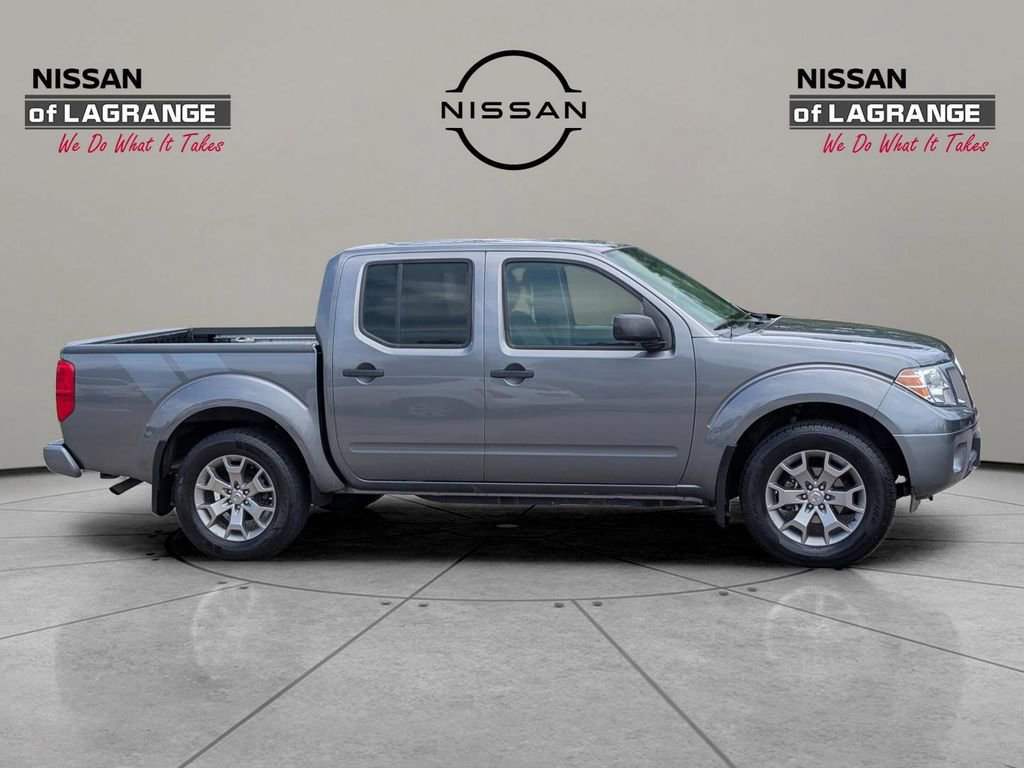 Used 2020 Nissan Frontier SV AWD/4WD image 4