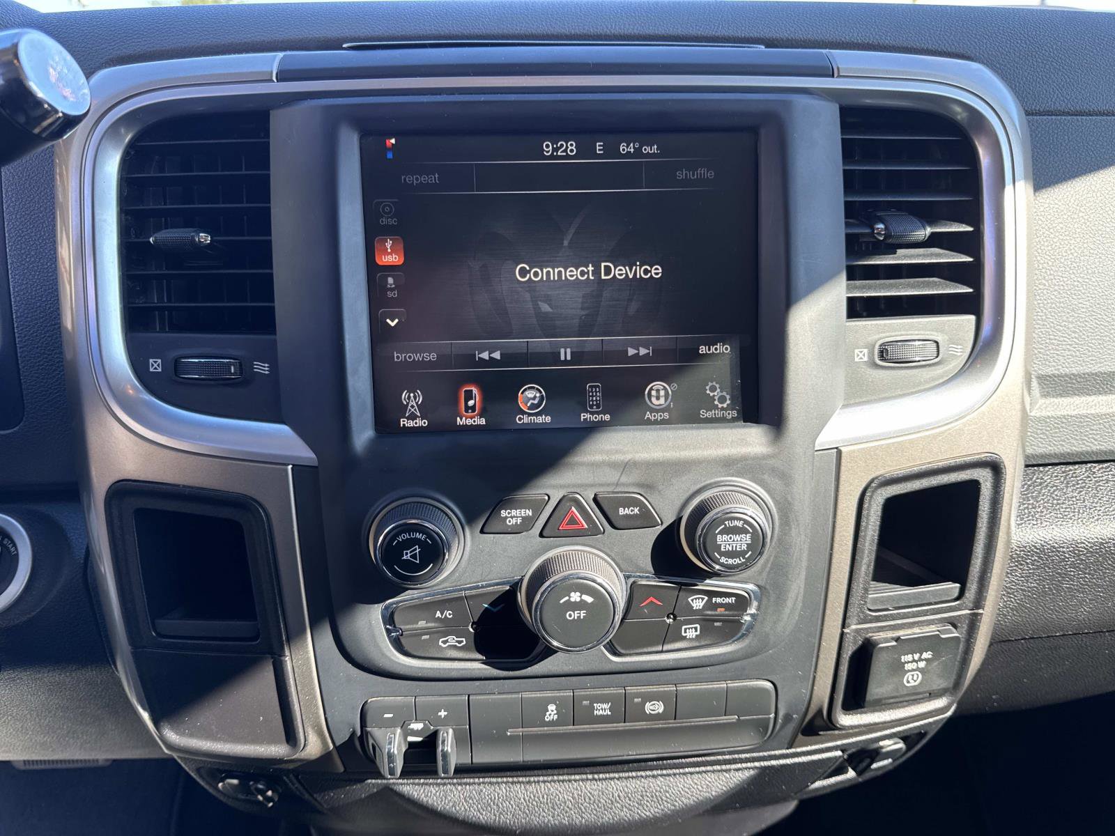 Used 2013 RAM 3500 Big Horn image 23