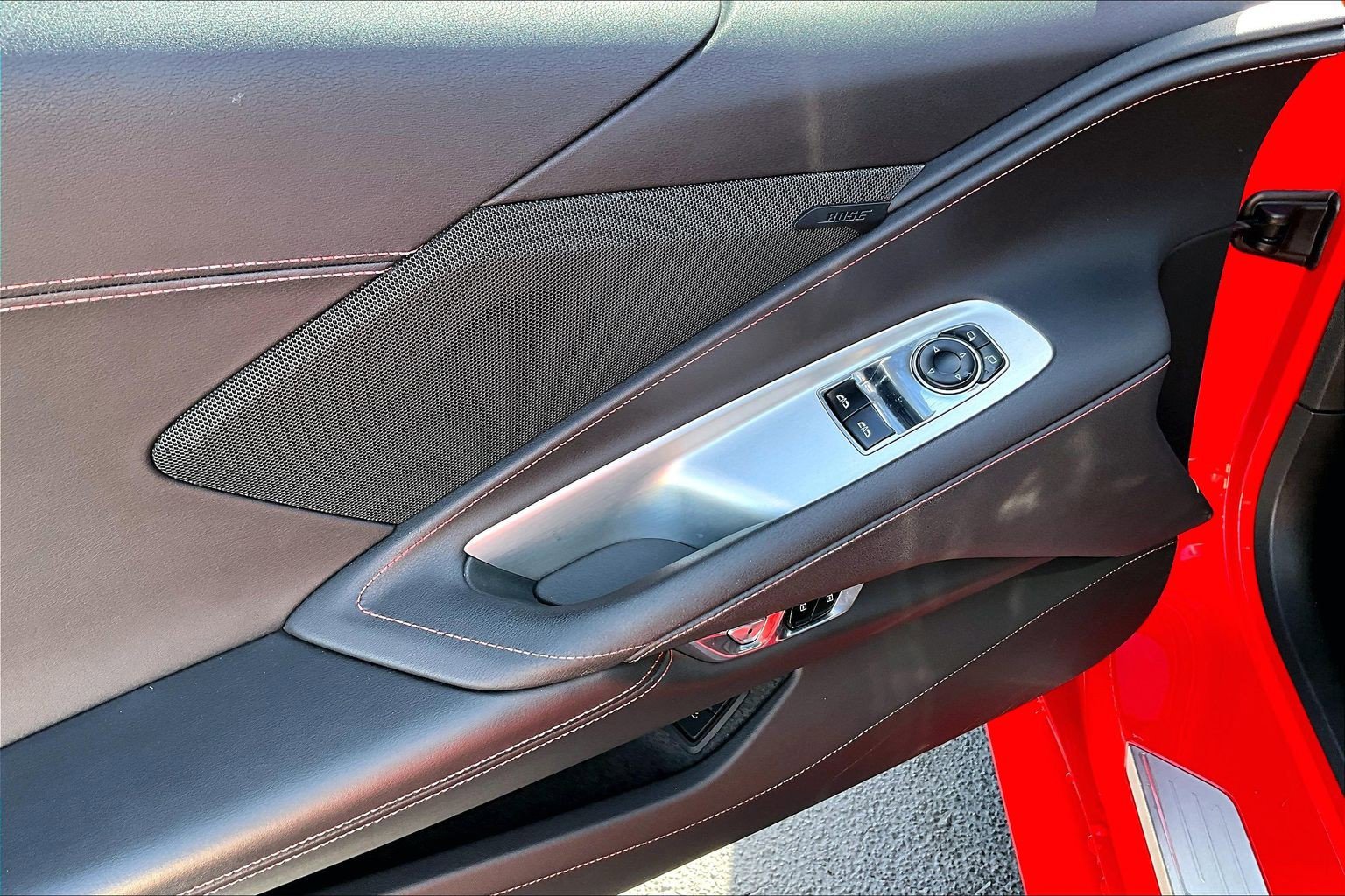 Used 2021 Chevrolet Corvette Stingray Coupe w/ Engine Appearance Package image 15