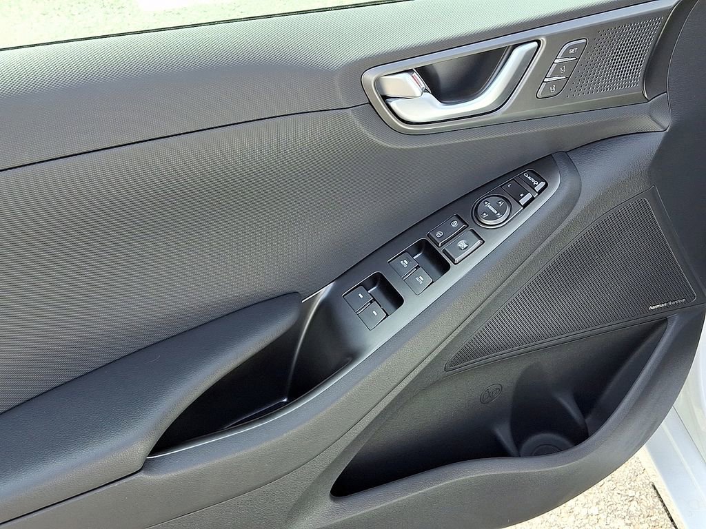 Used 2021 Hyundai Ioniq Limited FWD image 12