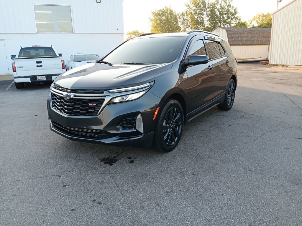 Used 2022 Chevrolet Equinox RS w/ RS Leather Package FWD image 10