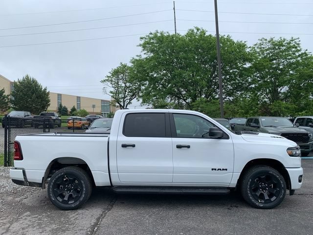 New 2026 RAM 1500 Express AWD/4WD image 7
