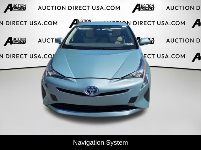 Used 2016 Toyota Prius Four image 2