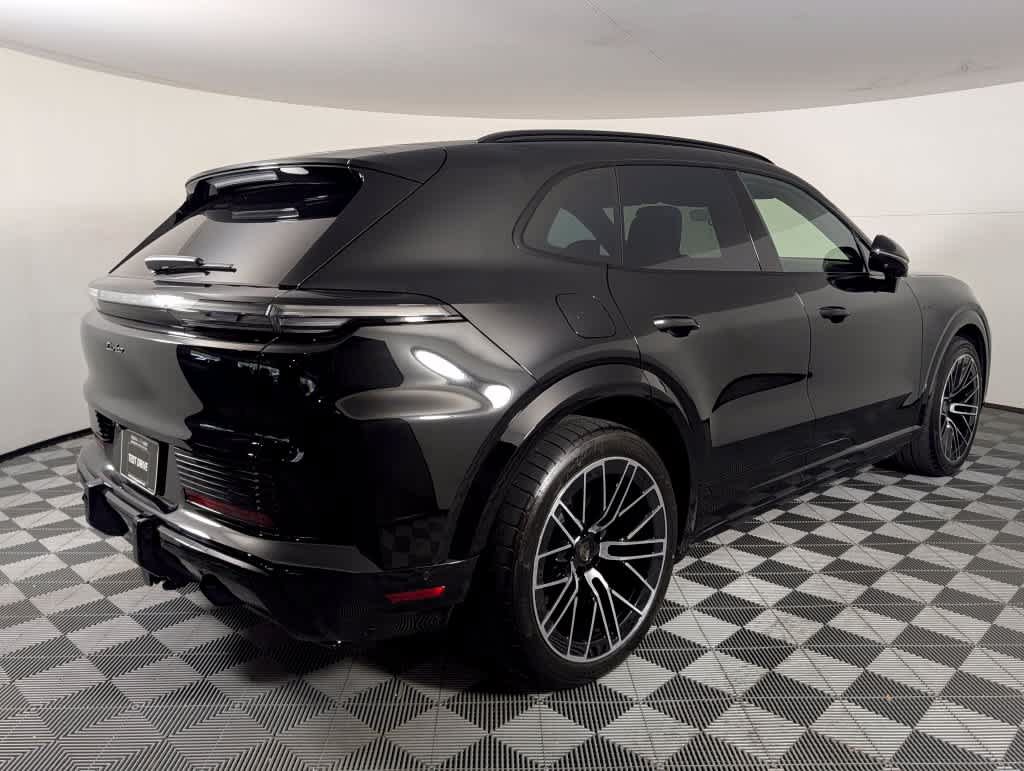 New 2026 Porsche Cayenne Turbo Electric AWD/4WD image 7