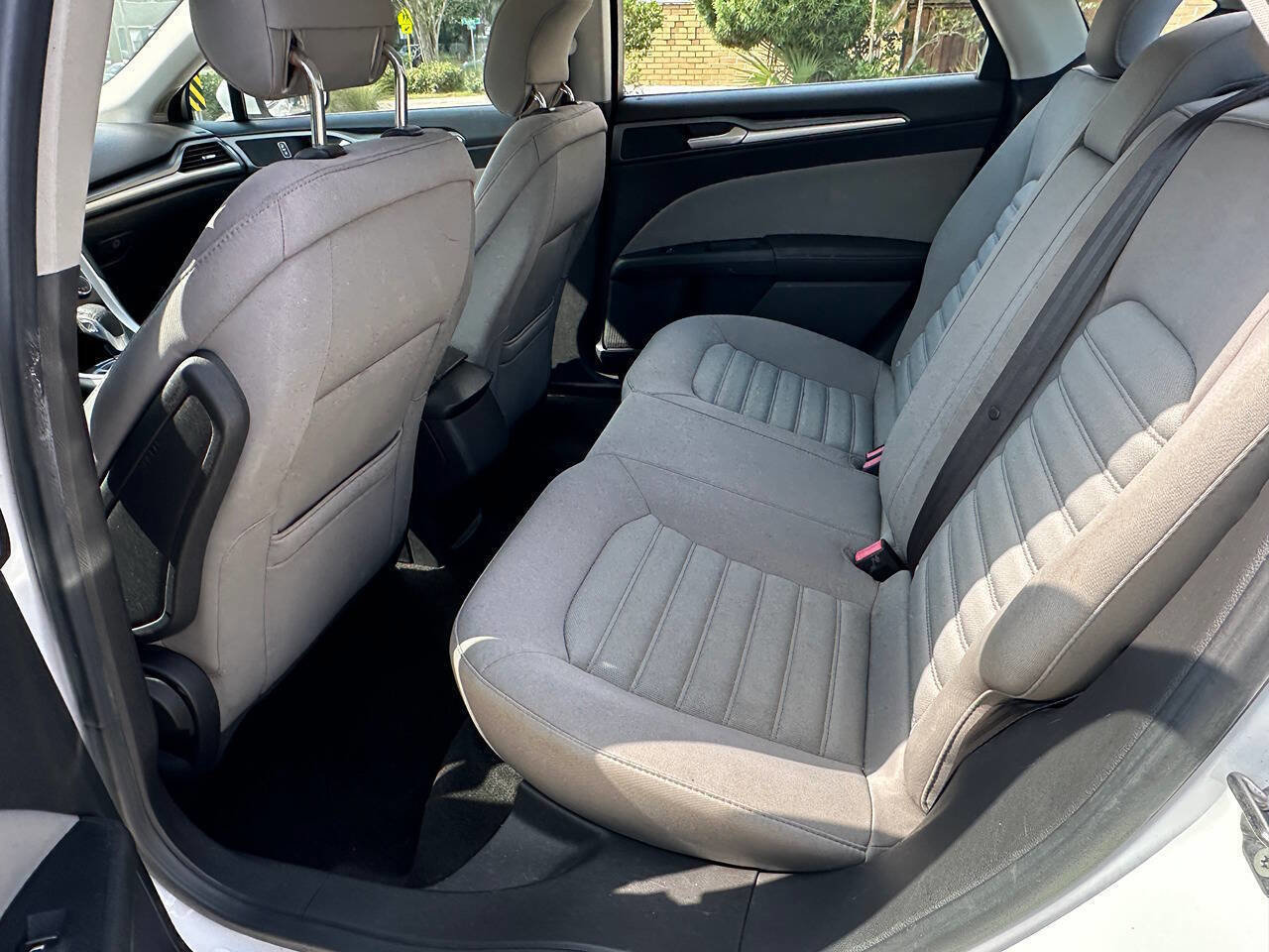 Used 2013 Ford Fusion S image 12