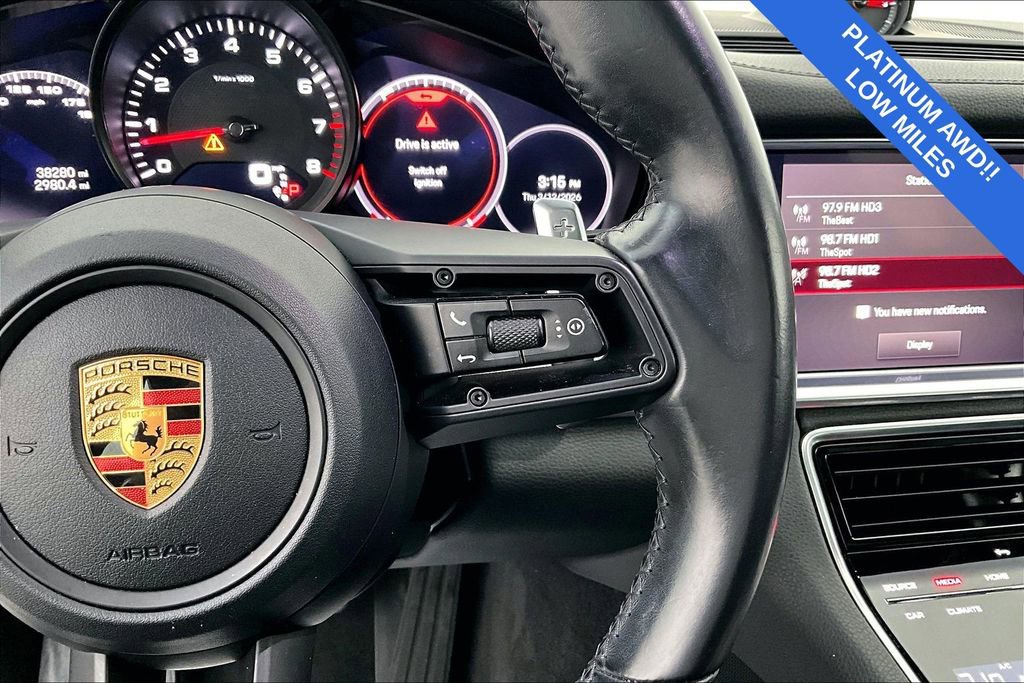 Used 2022 Porsche Panamera Platinum Edition image 25