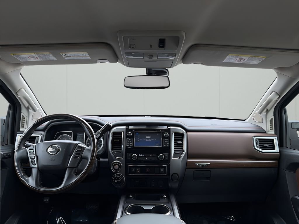 Used 2016 Nissan Titan Platinum Reserve image 22