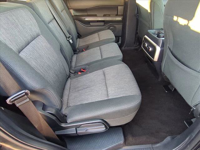 Used 2022 Ford Expedition XLT image 19