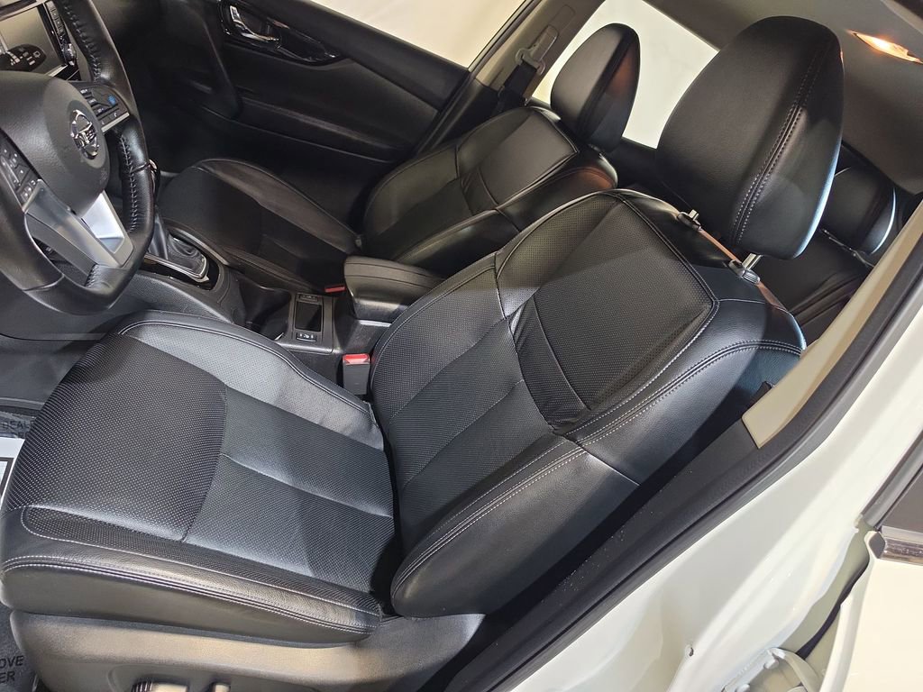 Used 2022 Nissan Rogue Sport SL image 13