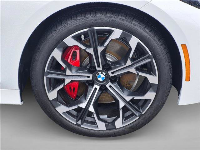 New 2026 BMW 330i Sedan w/ M Sport Package RWD image 9