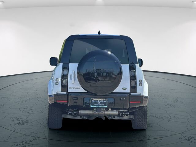 Used 2023 Land Rover Defender 90 V8 AWD/4WD image 6