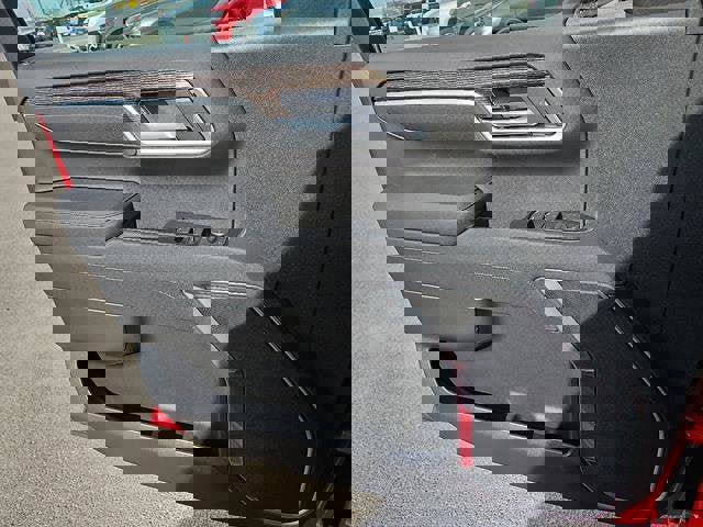 New 2026 GMC Sierra 1500 Elevation image 14