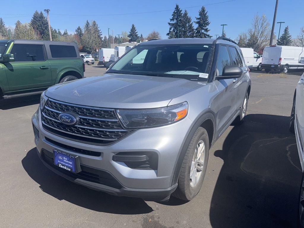 Used 2023 Ford Explorer XLT w/ Class IV Trailer Tow Package image 1