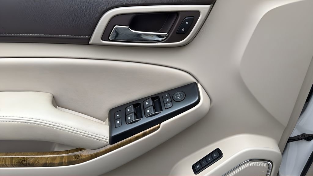 Used 2017 GMC Yukon XL Denali w/ Open Road Package image 16