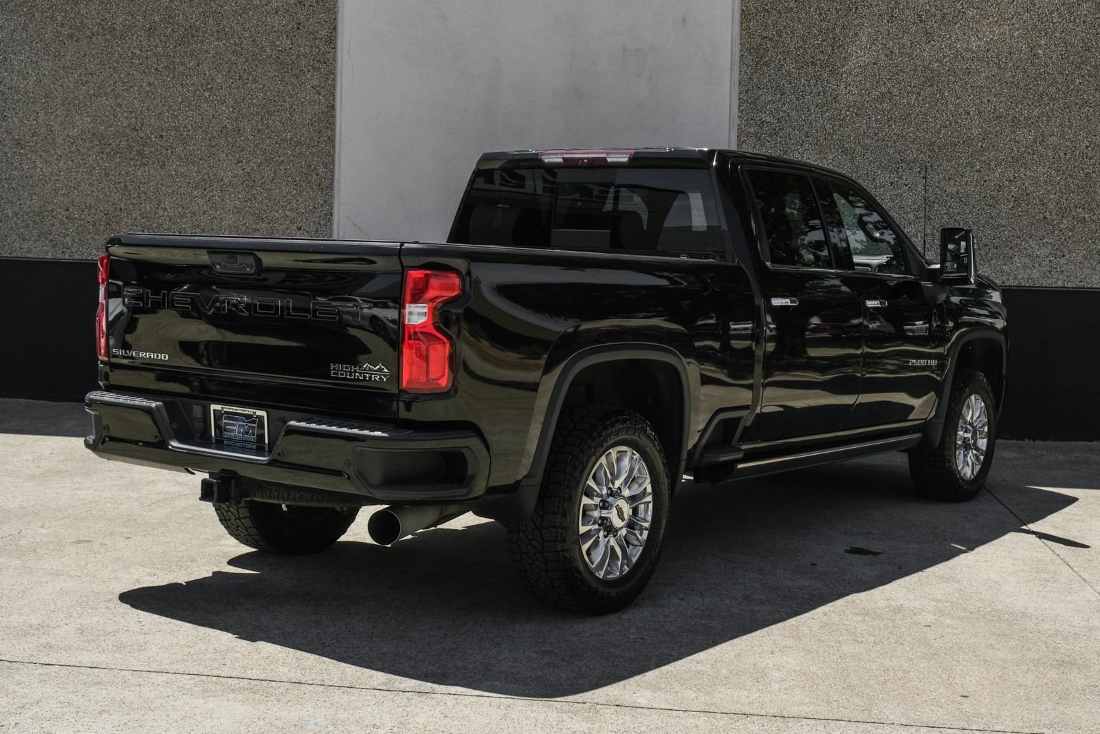 Used 2023 Chevrolet Silverado 2500 High Country AWD/4WD image 7