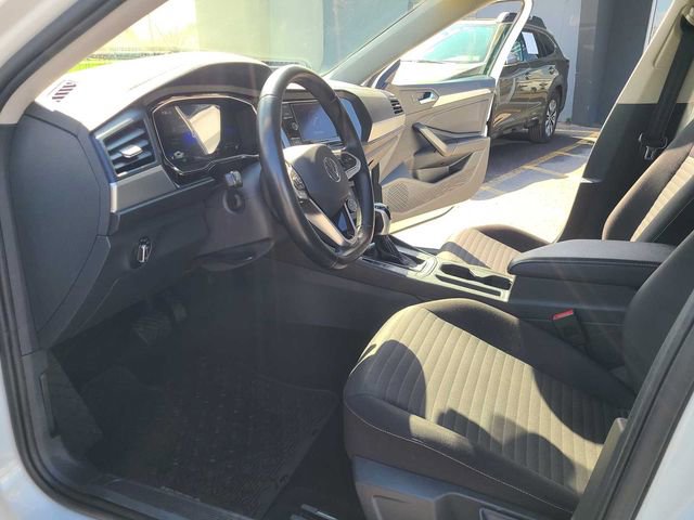 Used 2023 Volkswagen Jetta S image 13