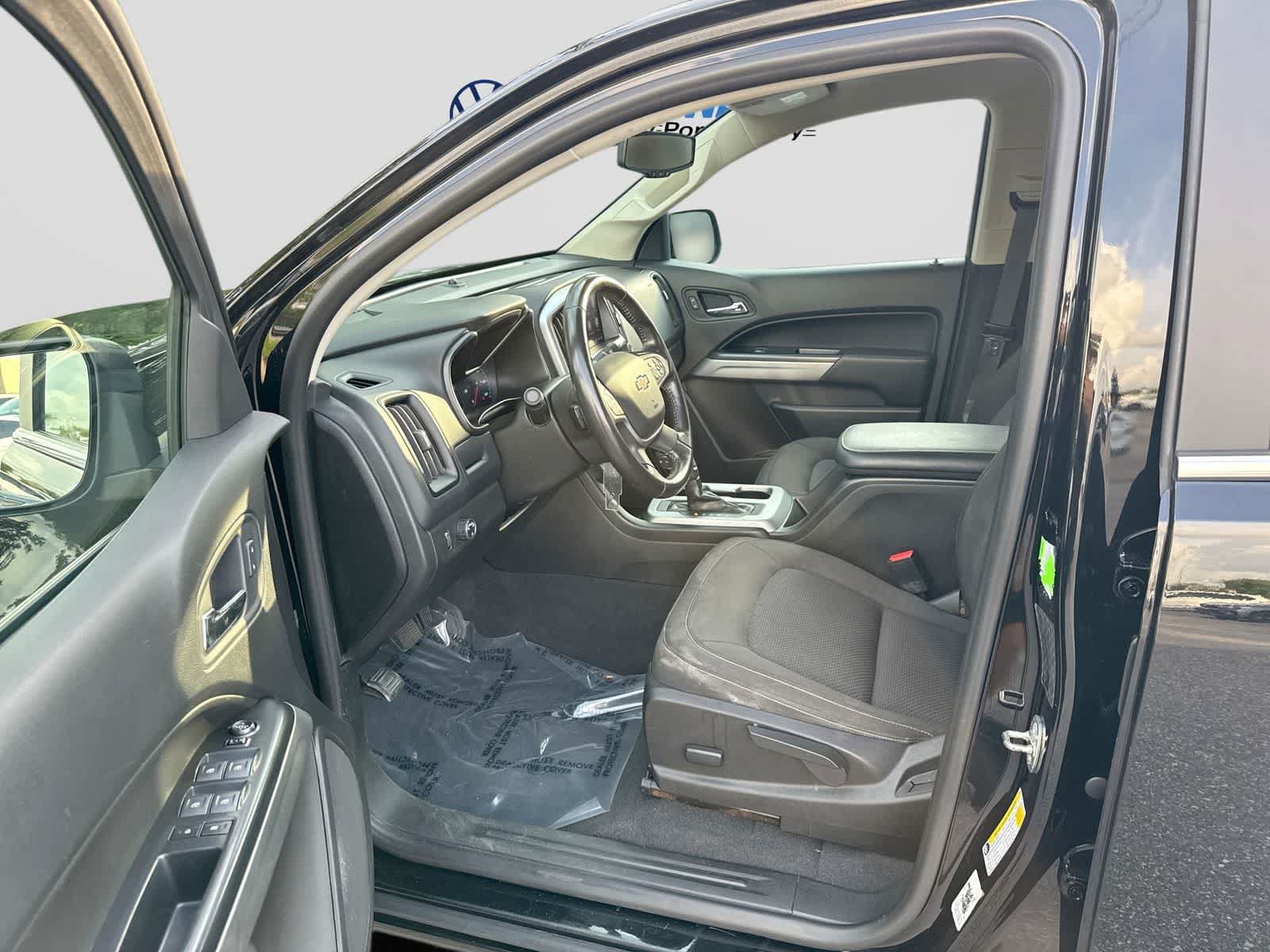Used 2020 Chevrolet Colorado LT RWD image 10