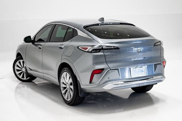 Used 2025 Buick Envista Avenir FWD image 32