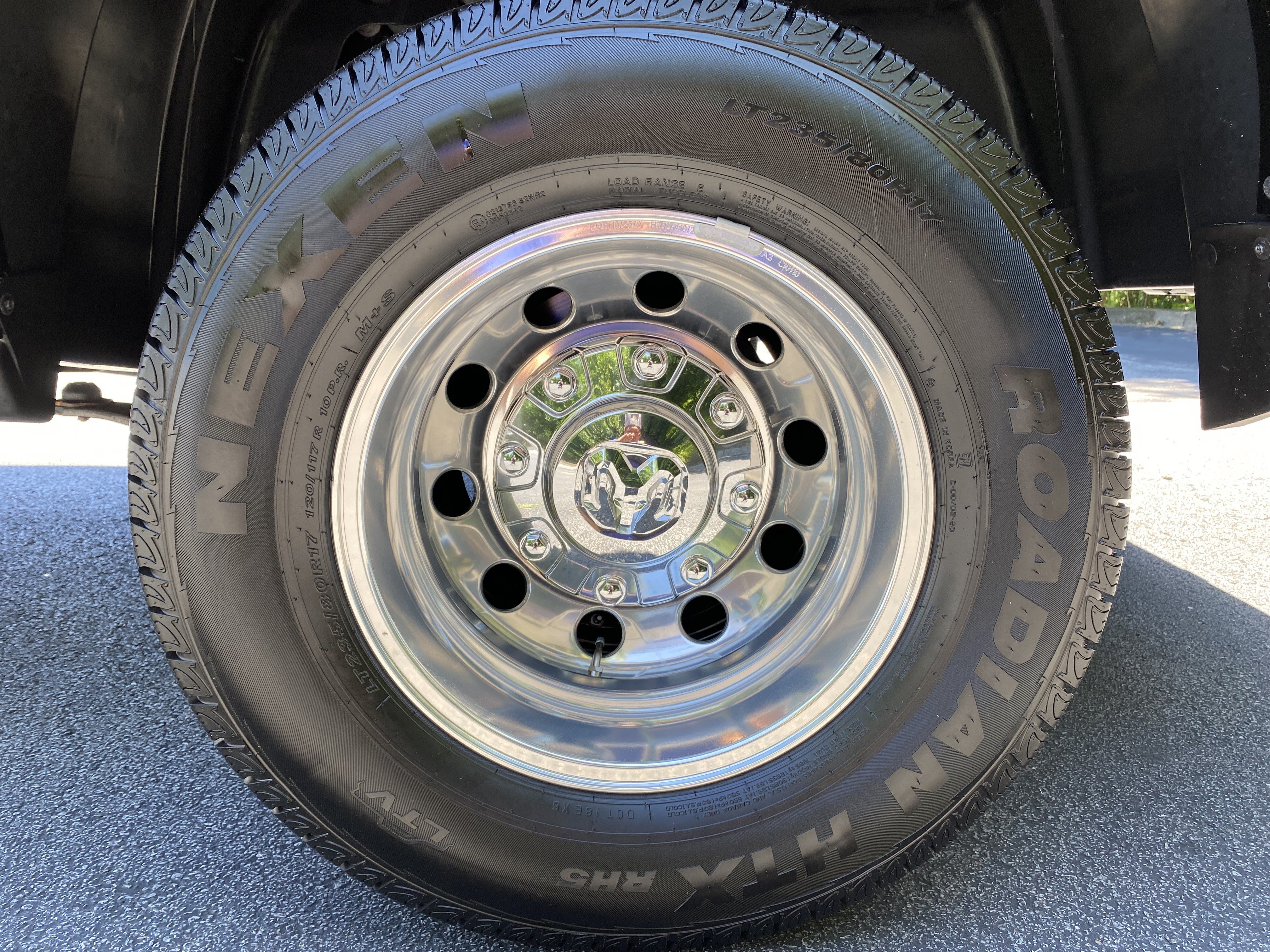 Used 2026 RAM 3500 Limited AWD/4WD image 46