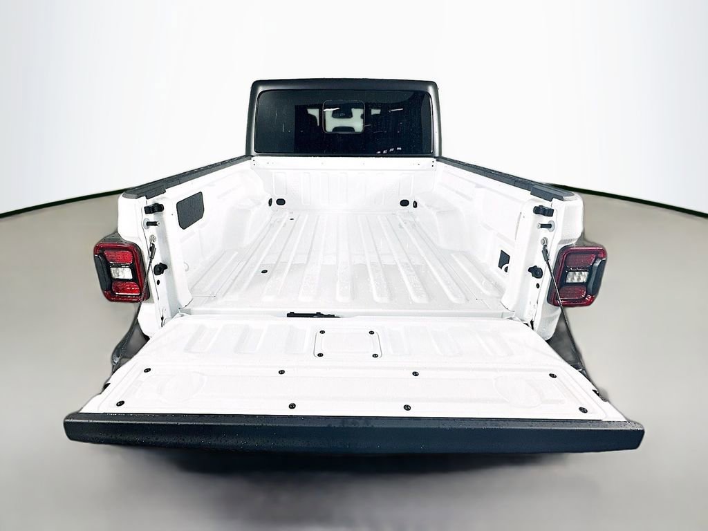 New 2026 Jeep Gladiator Mojave image 14