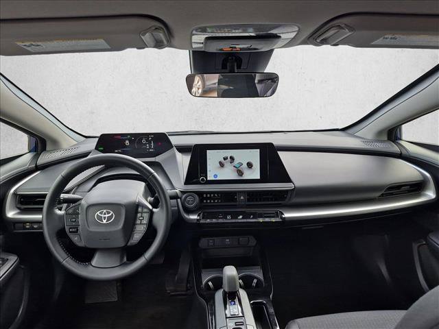 Certified 2025 Toyota Prius LE FWD image 16