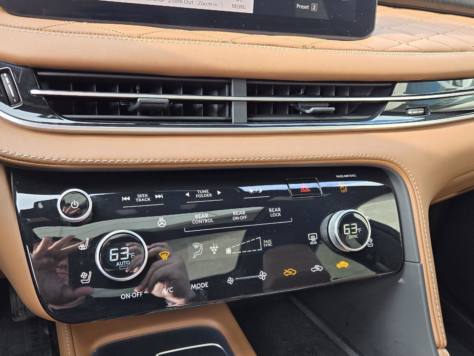 Certified 2025 INFINITI QX60 Autograph w/ Cargo Package image 26