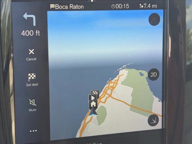 Used 2019 Volvo XC60 T5 Momentum w/ Multimedia Package FWD image 13