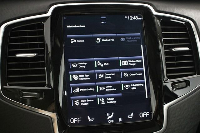 Used 2021 Volvo XC90 T6 Momentum w/ Protection Package Premier image 37