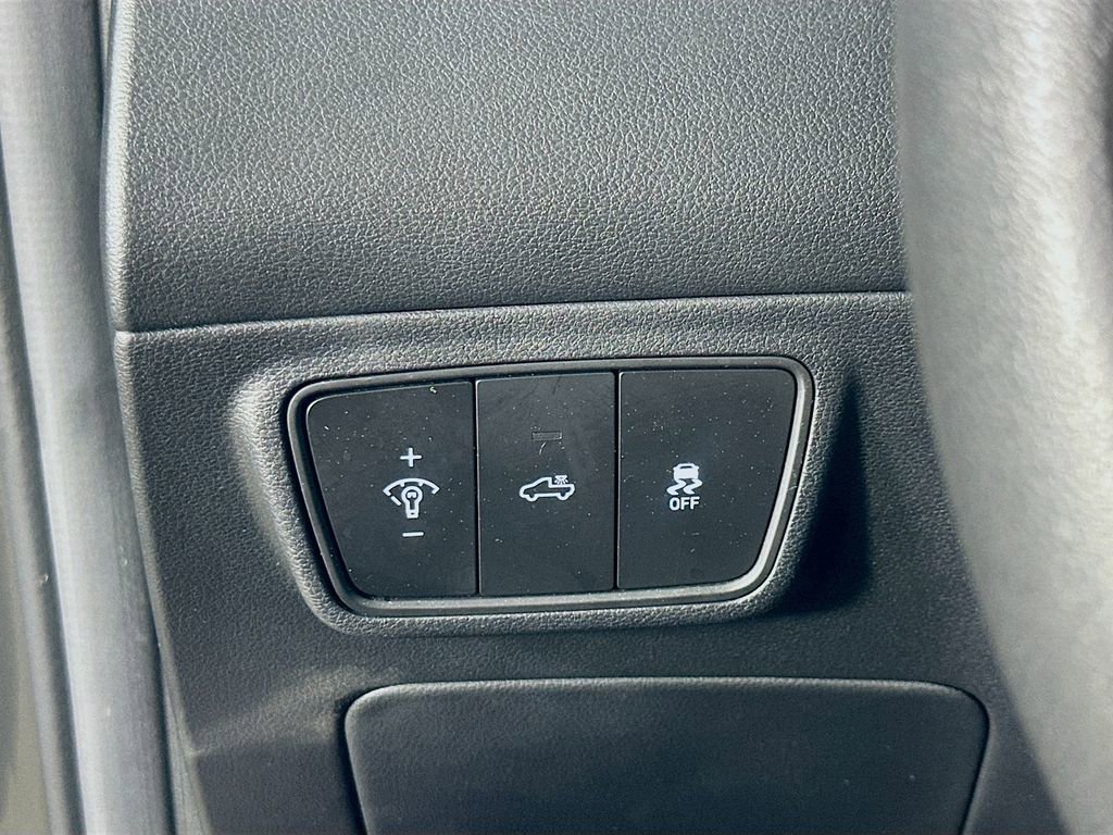 Used 2023 Hyundai Santa Cruz Night image 21