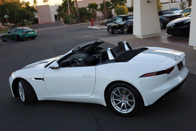 Used 2020 Jaguar F-TYPE Convertible image 16