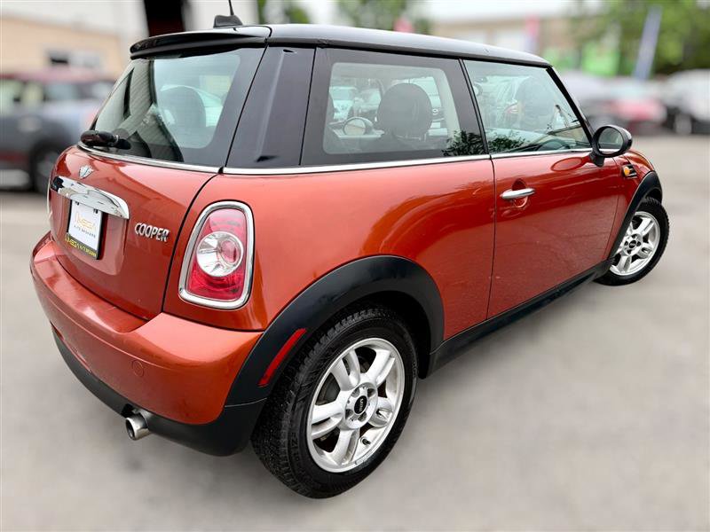 Used 2013 MINI Cooper Hardtop FWD image 4