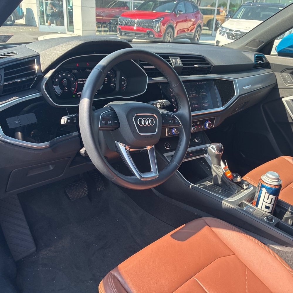 Used 2022 Audi Q3 2.0T Premium AWD/4WD image 4