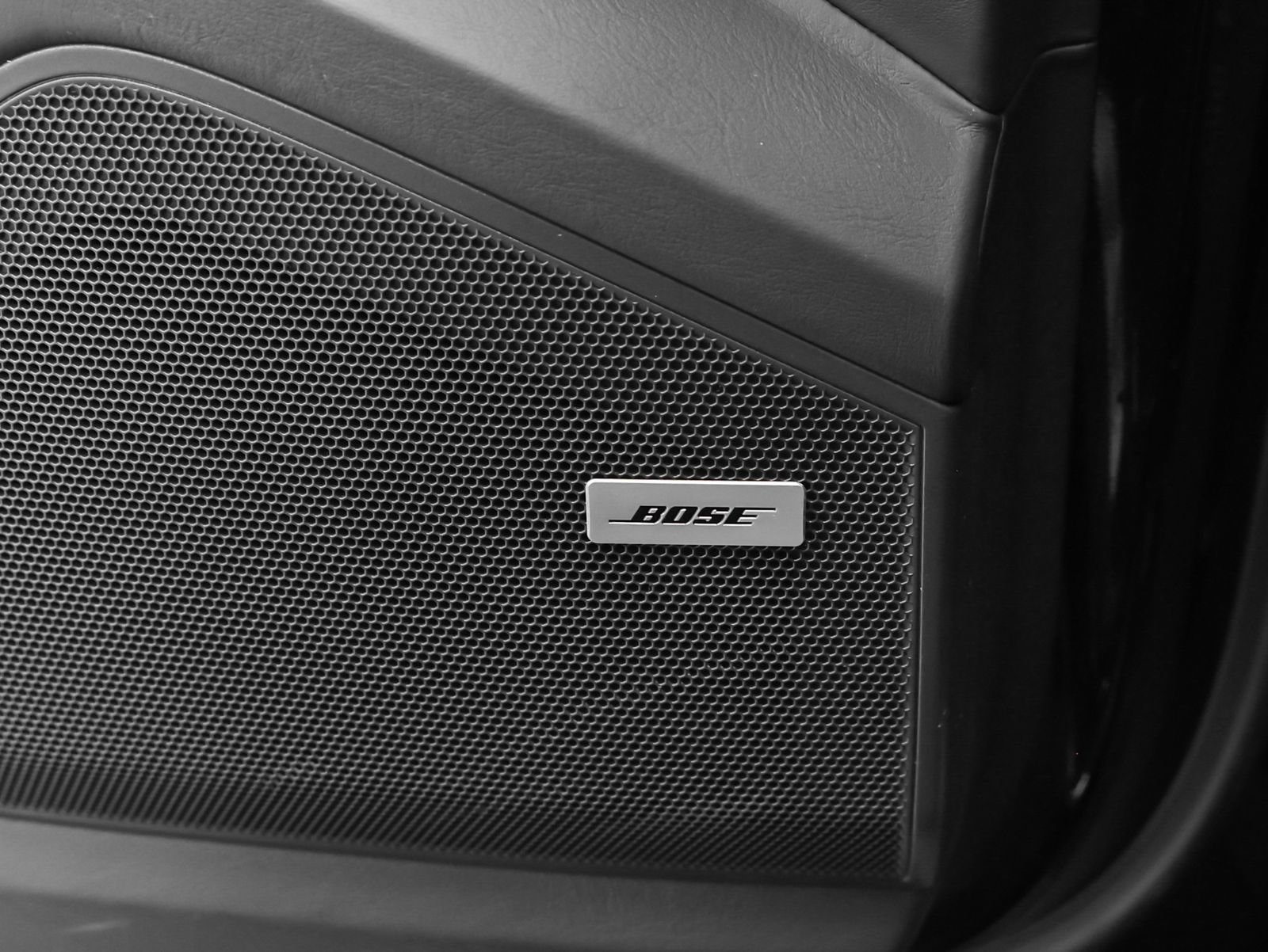 Certified 2021 Porsche Cayenne Turbo image 48
