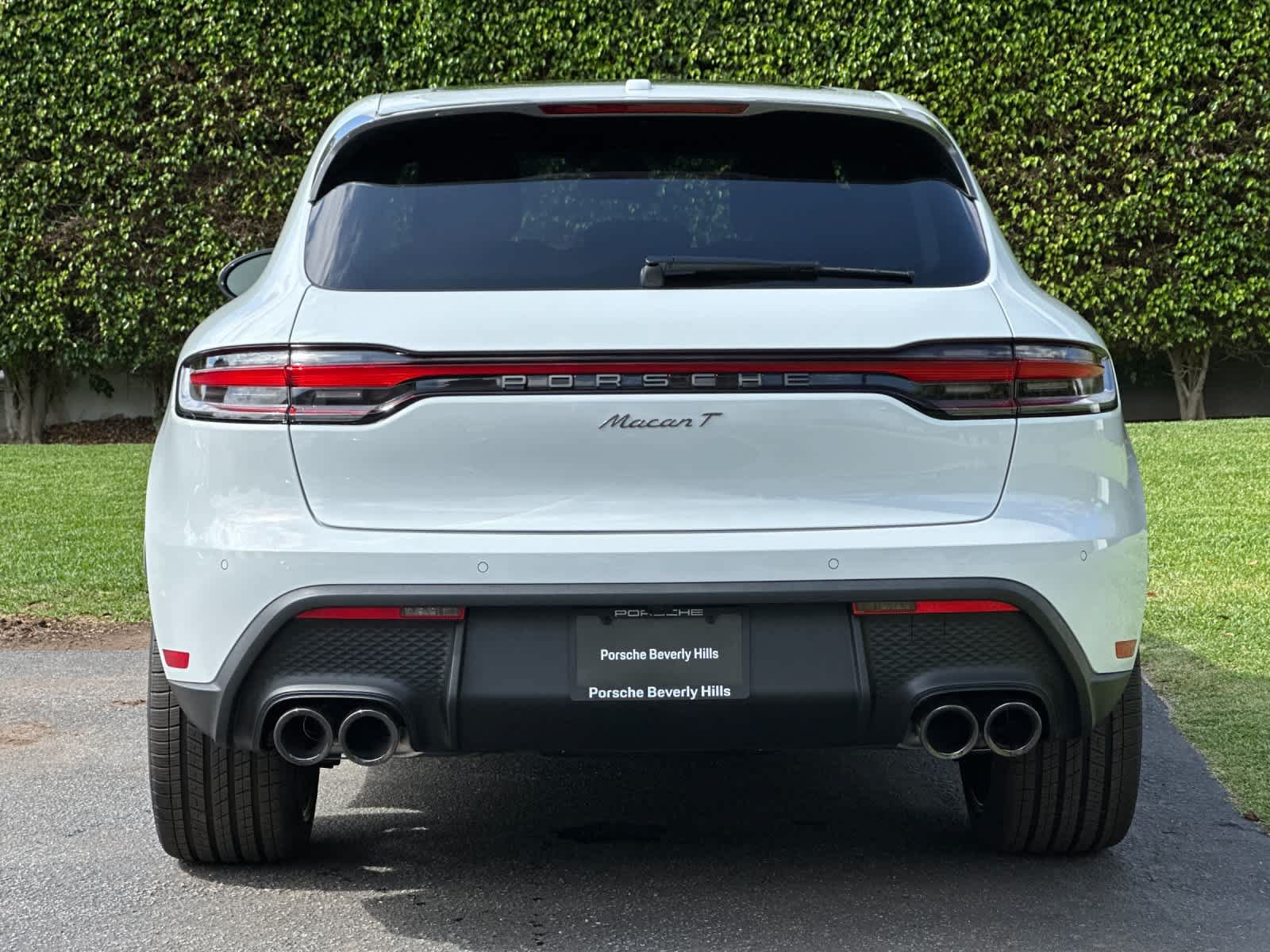 New 2026 Porsche Macan Turbo AWD/4WD image 7