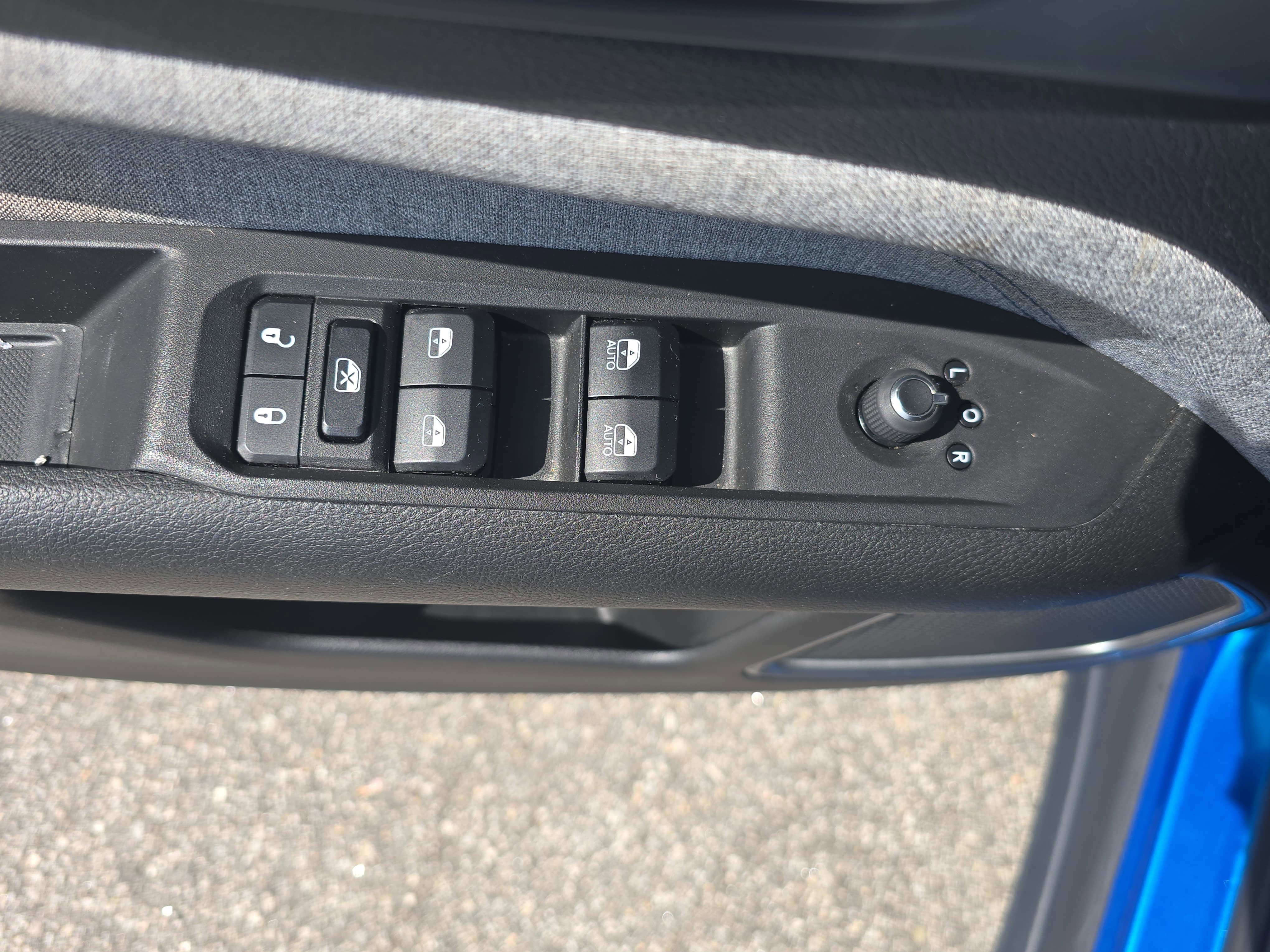 Used 2024 Jeep Compass Latitude image 26